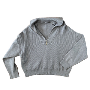 NWT T Tahari Gray Knit Women's Sweater Size Medium Quarter Zip